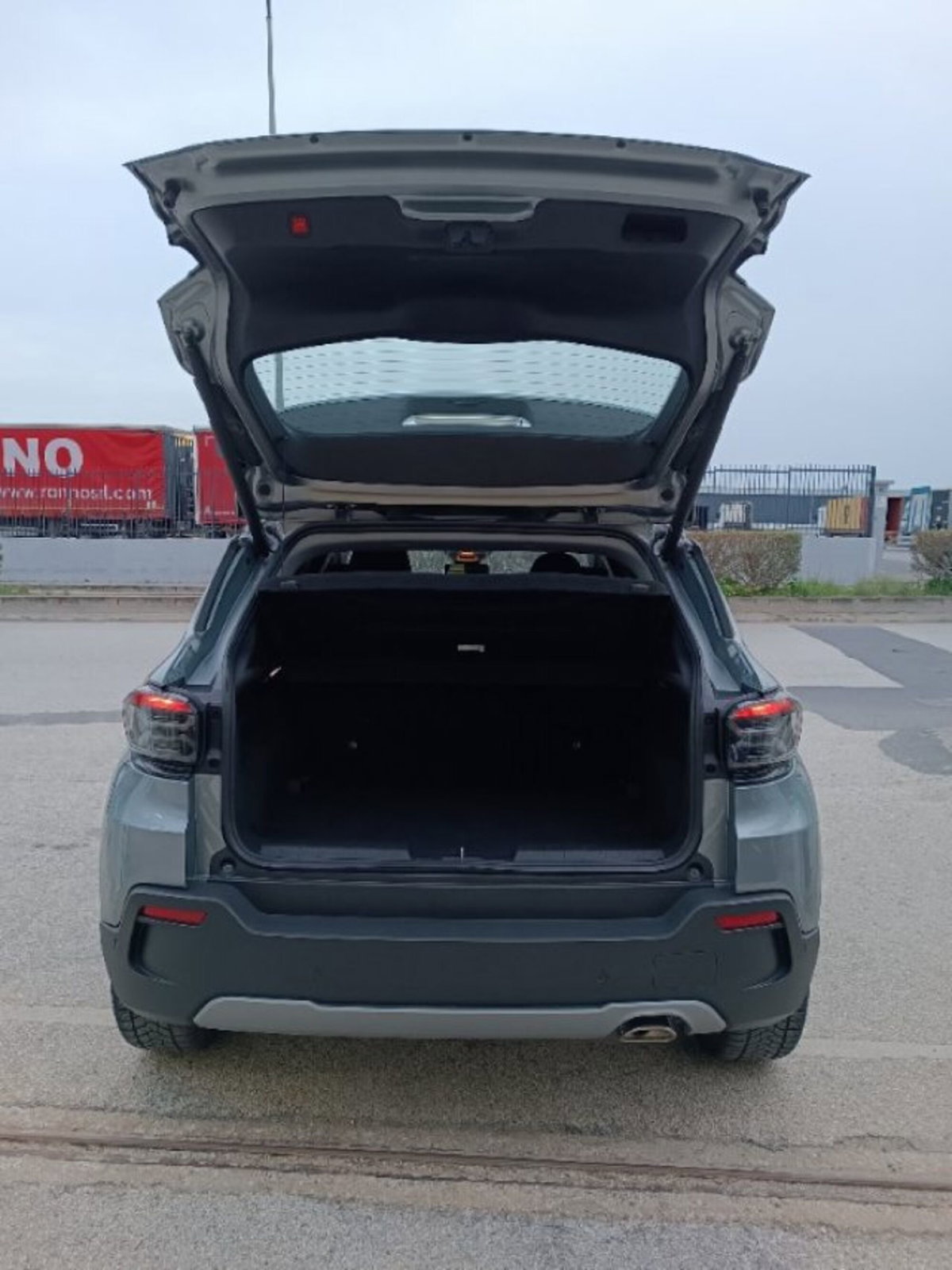 Jeep Avenger 1.2 turbo Altitude fwd 100cv (9)