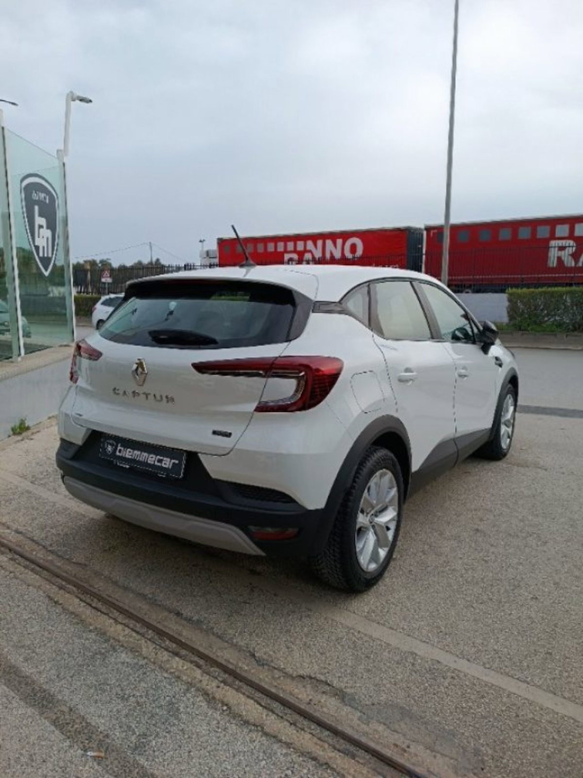 Renault Captur Full Hybrid E-Tech 145 CV Techno (5)