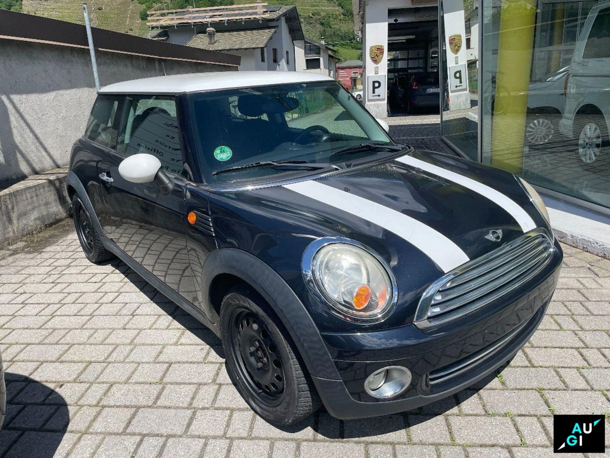 MINI Mini 1.6 16V Cooper (4)