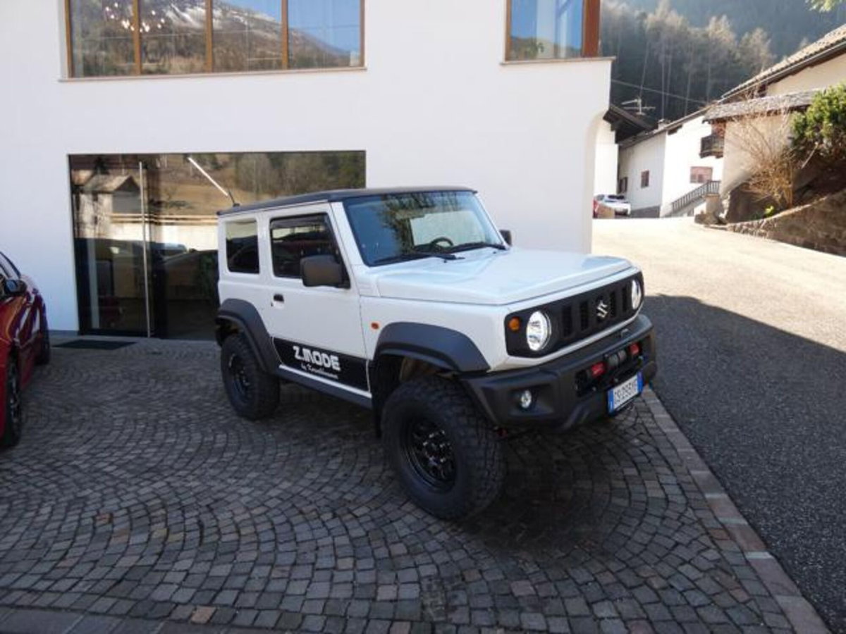 Suzuki Jimny 1.5 5MT Easy PRO (N1)