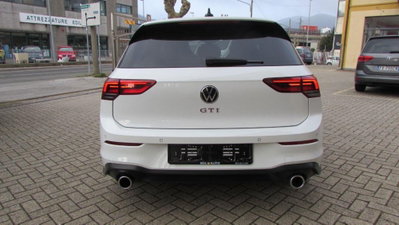 Volkswagen Golf GTI Performance 2.0 245 CV TSI DSG 5p. BMT (4)