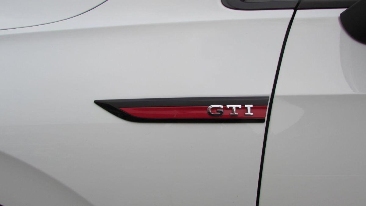 Volkswagen Golf GTI Performance 2.0 245 CV TSI DSG 5p. BMT (9)
