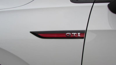 Volkswagen Golf GTI Performance 2.0 245 CV TSI DSG 5p. BMT (9)