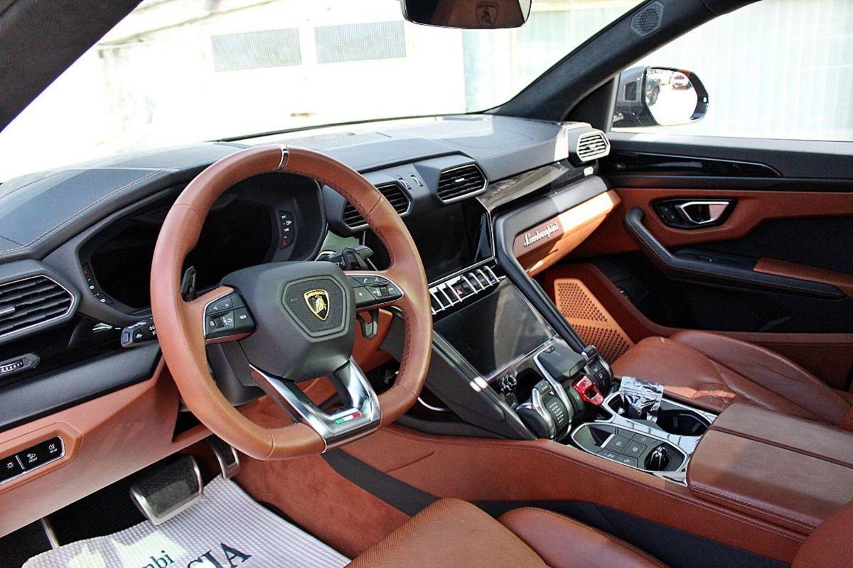 Lamborghini Urus 4.0 (13)