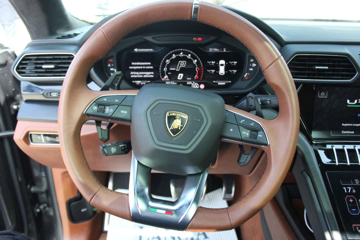 Lamborghini Urus 4.0 (14)