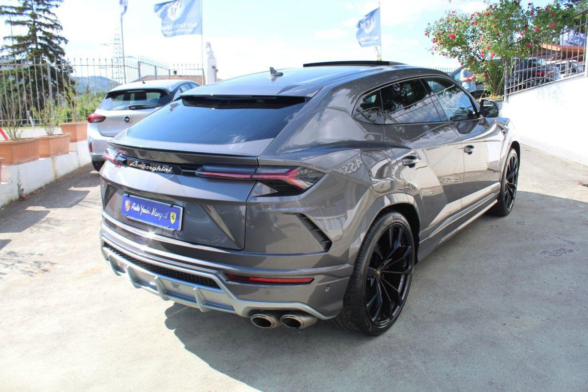 Lamborghini Urus 4.0 (6)