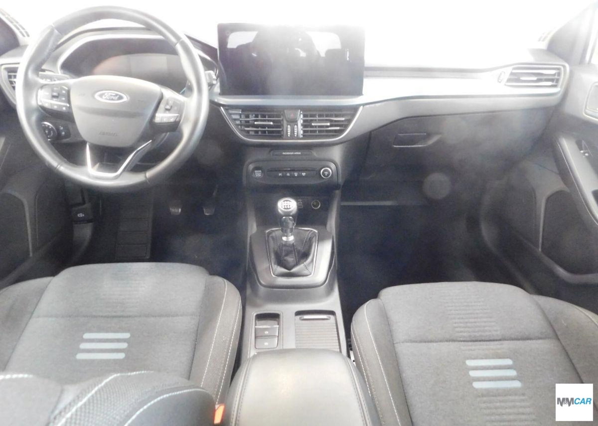 Ford Focus Station Wagon 1.0 EcoBoost 125 CV automatico SW Active (11)