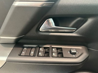 Jeep Compass 1.2 turbo e-hybrid mhev Altitude fwd 145cv edct6 (12)