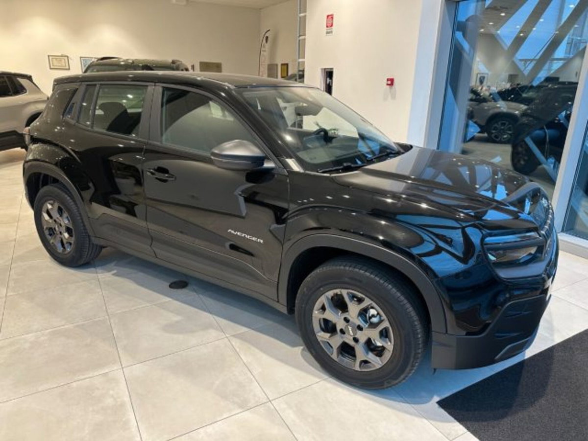 Jeep Avenger 1.2 turbo Longitude fwd 100cv (2)