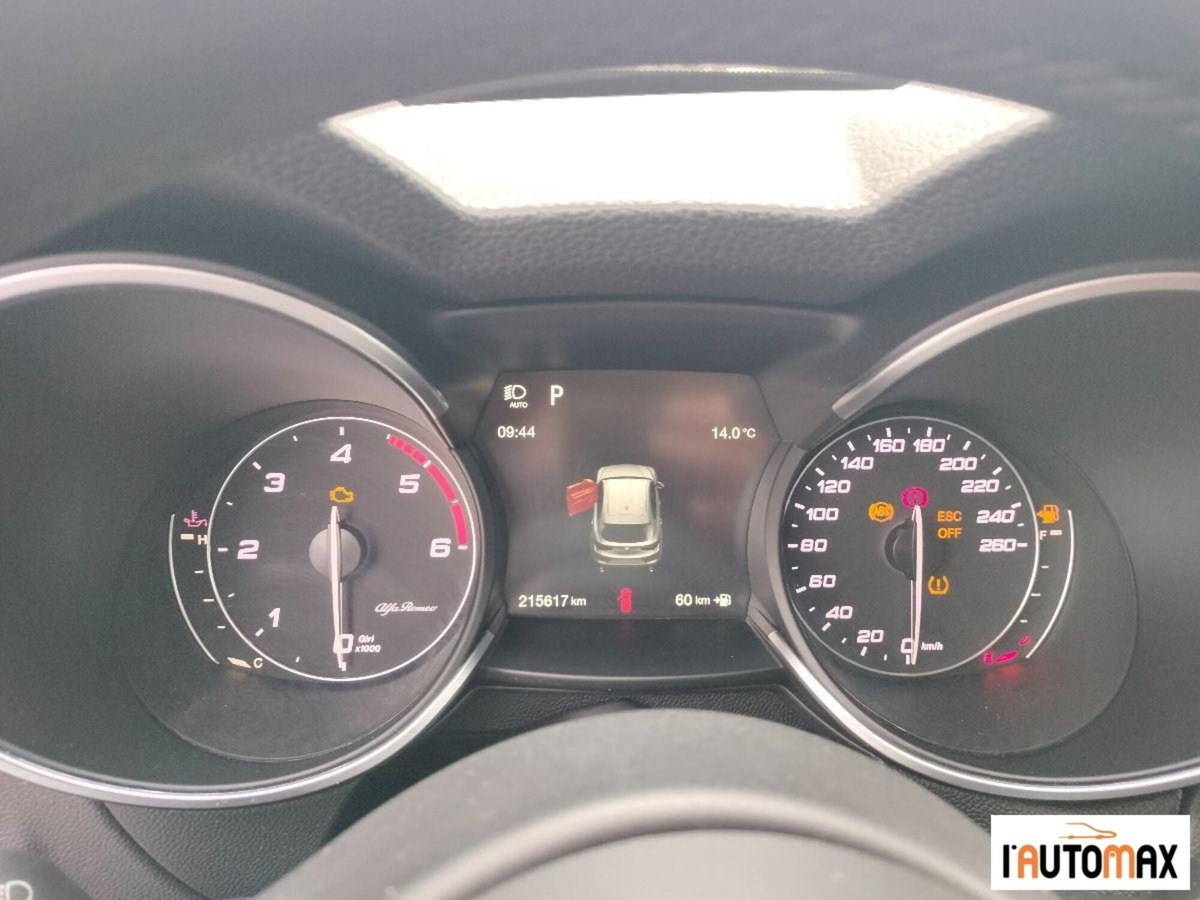 Alfa Romeo Stelvio Stelvio 2.2 Turbodiesel 180 CV AT8 RWD Business (11)