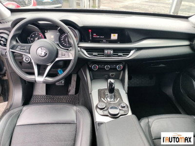 Alfa Romeo Stelvio Stelvio 2.2 Turbodiesel 180 CV AT8 RWD Business (14)