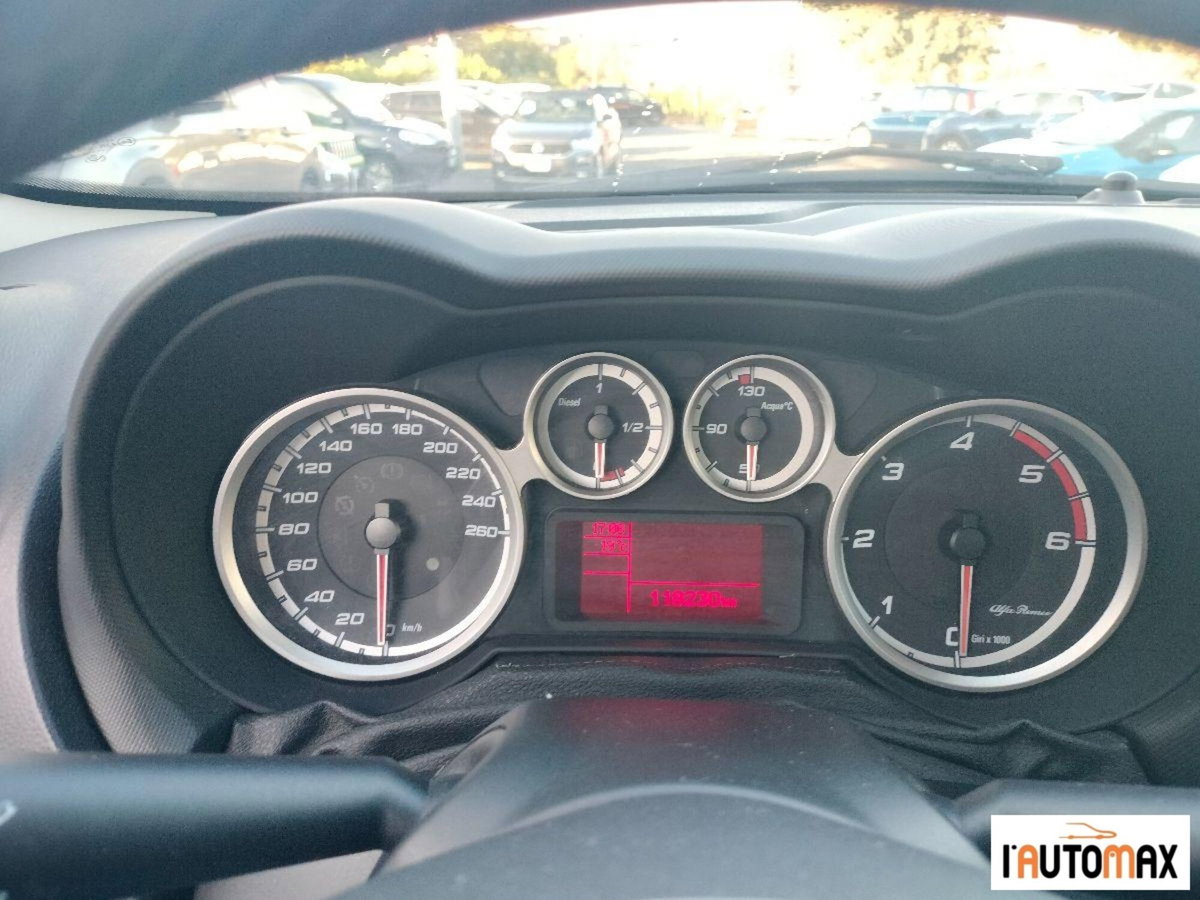 Alfa Romeo MiTo 1.3 JTDm 85 CV S&S Progression (9)