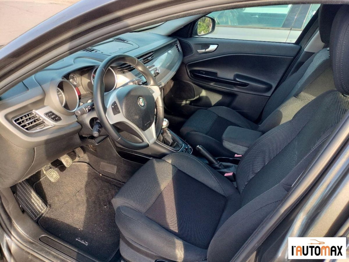 Alfa Romeo Giulietta 2.0 JTDm-2 Progression 140cv (6)
