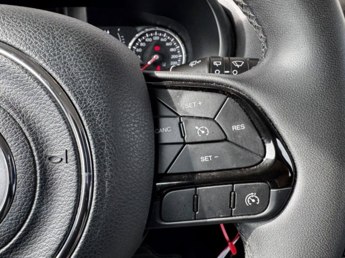 Jeep Renegade 1.5 turbo t4 mhev Renegade 2wd dct (17)