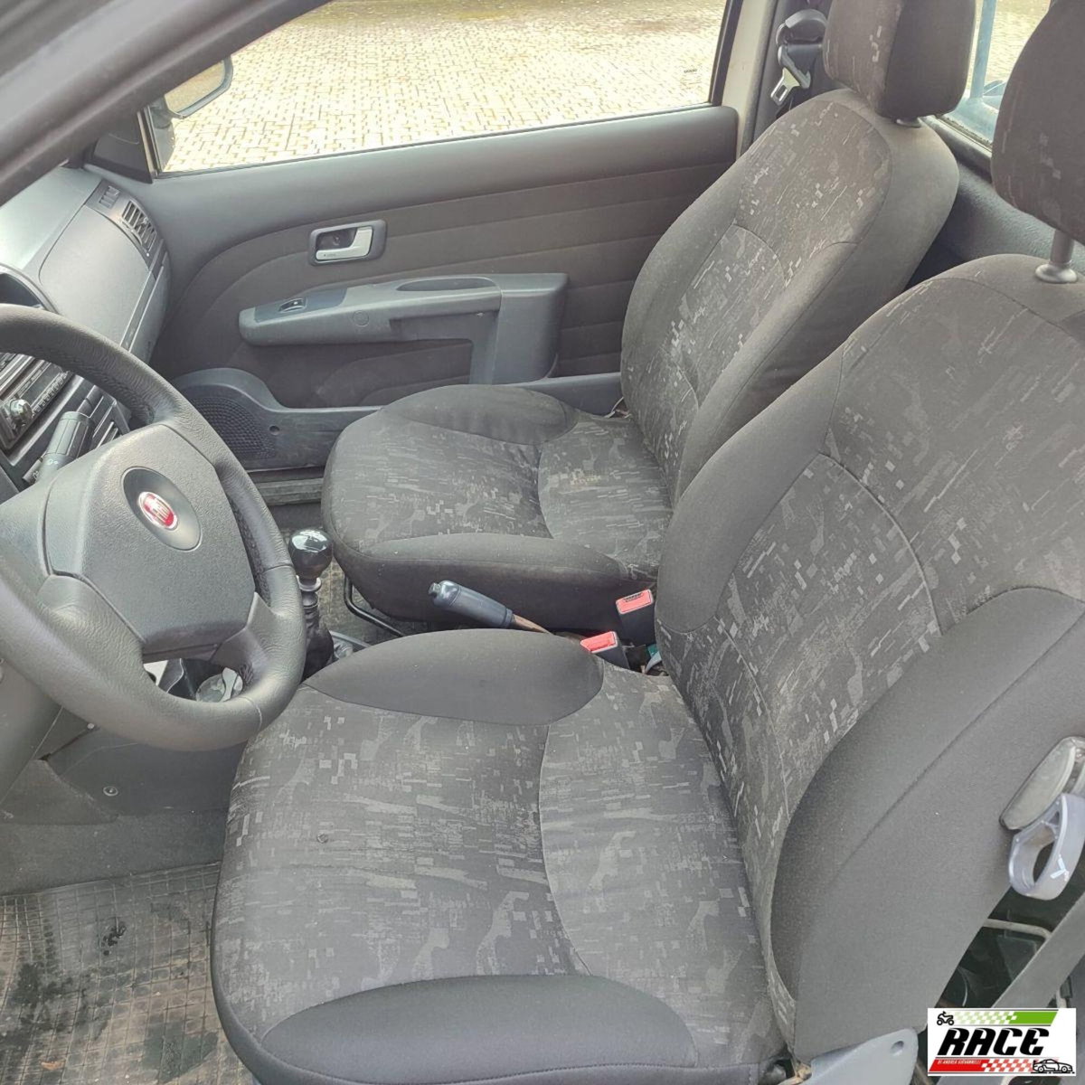 Fiat Strada 1.3 MJT Pick-up Cabina Lunga Adventure (11)