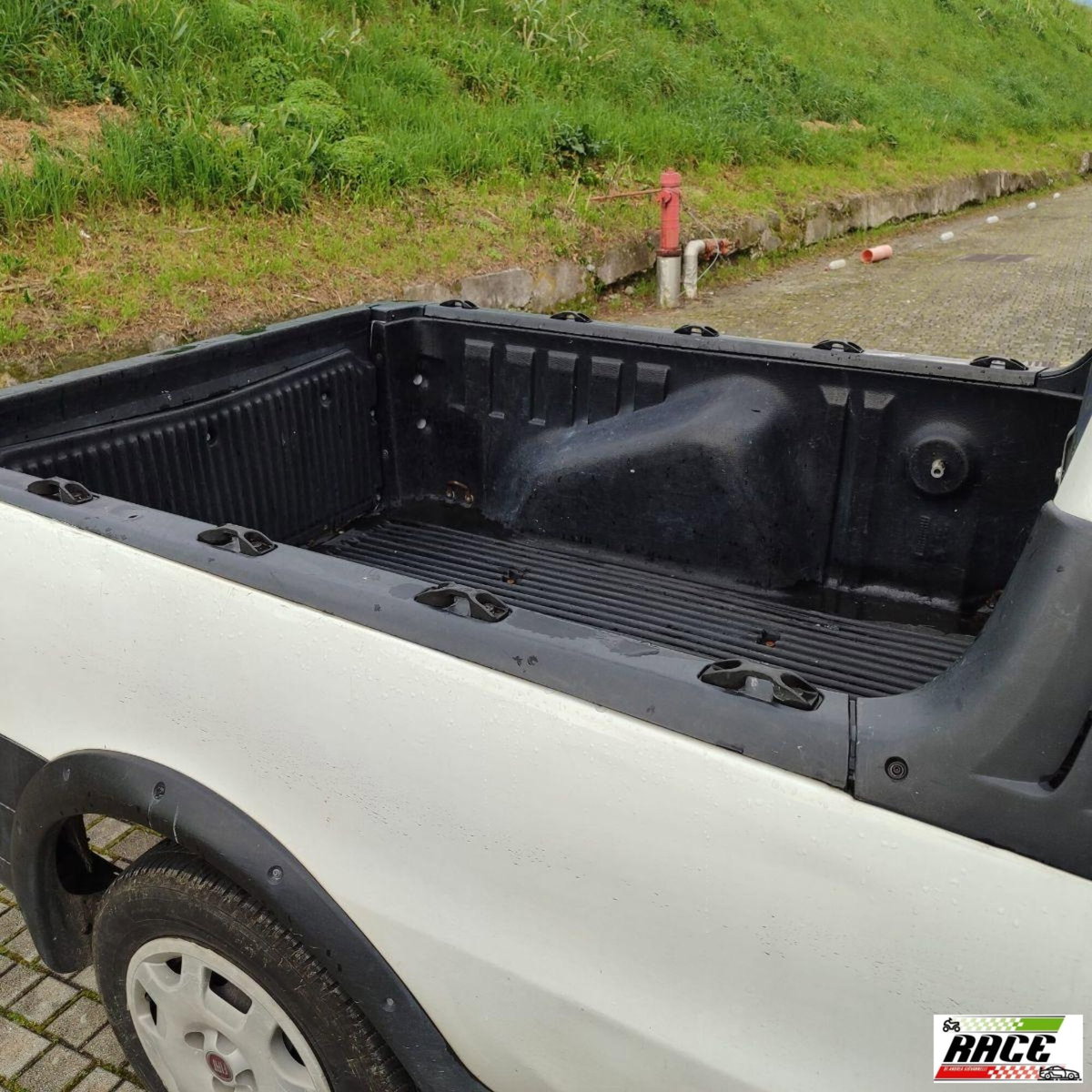 Fiat Strada 1.3 MJT Pick-up Cabina Lunga Adventure (13)