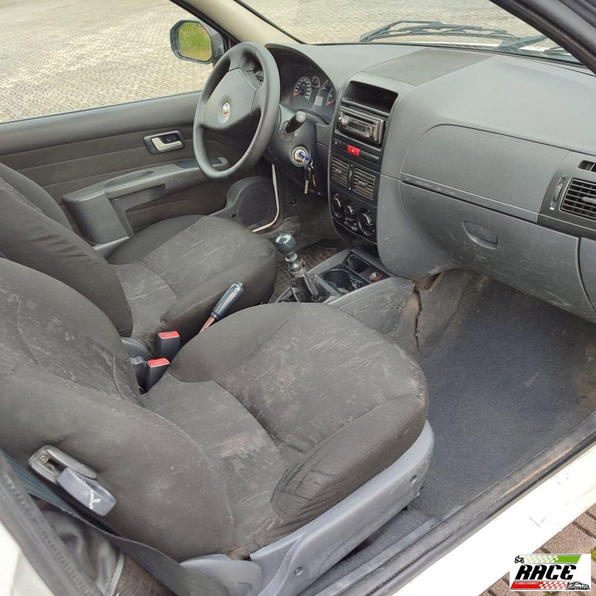 Fiat Strada 1.3 MJT Pick-up Cabina Lunga Adventure (15)