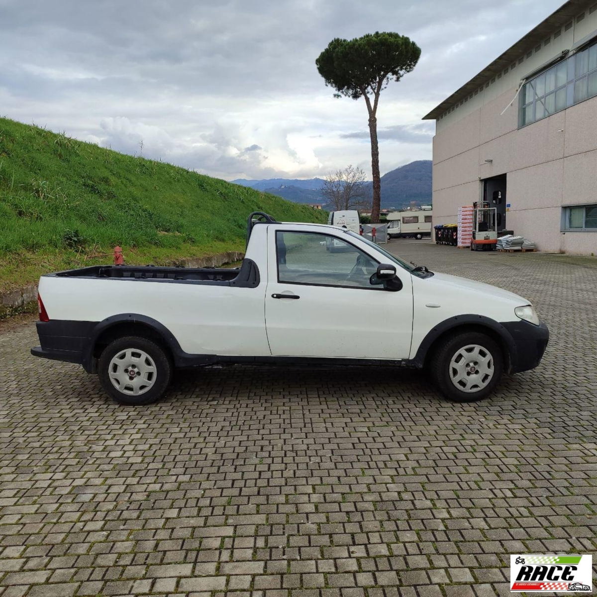 Fiat Strada 1.3 MJT Pick-up Cabina Lunga Adventure (6)