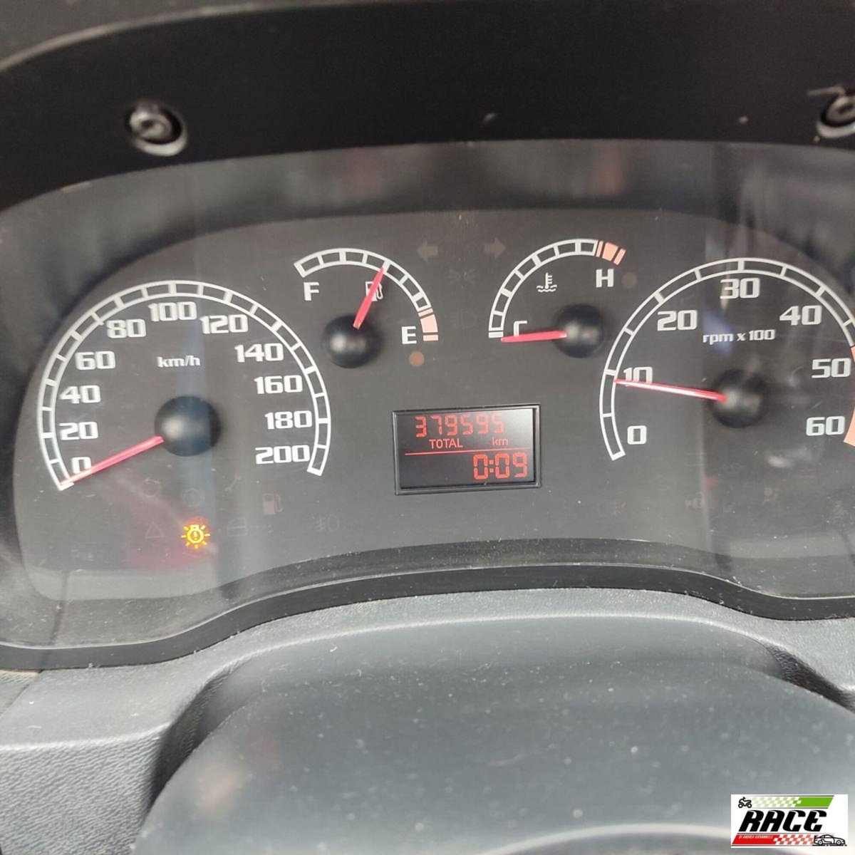 Fiat Strada 1.3 MJT Pick-up Cabina Lunga Adventure (8)
