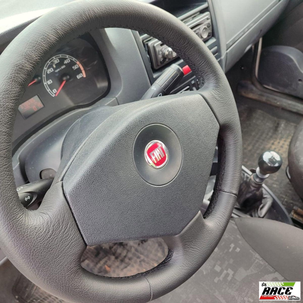 Fiat Strada 1.3 MJT Pick-up Cabina Lunga Adventure (9)