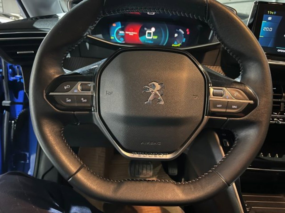 Peugeot 208 50 kWh Allure (12)