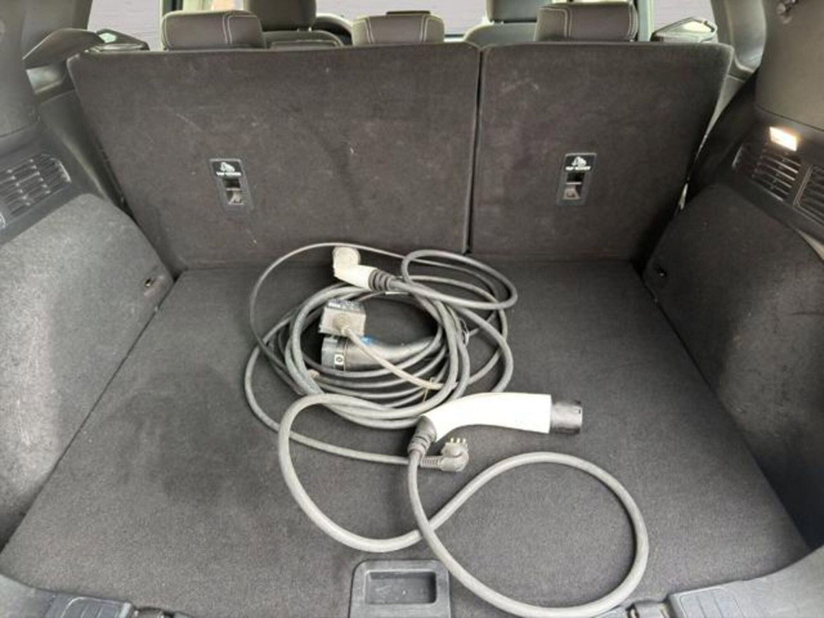 Ford Kuga 2.5 Plug In Hybrid 225 CV CVT 2WD Titanium (10)