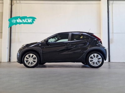 Toyota Aygo X 1.0 VVT-i 72 CV 5 porte Limited Air (4)