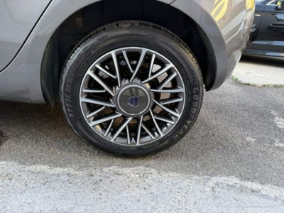Lancia Ypsilon 1.0 FireFly 5 porte S&S Hybrid Ecochic A. Ferretti (10)