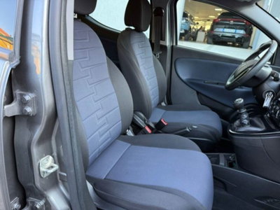 Lancia Ypsilon 1.0 FireFly 5 porte S&S Hybrid Ecochic A. Ferretti (20)