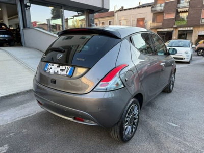 Lancia Ypsilon 1.0 FireFly 5 porte S&S Hybrid Ecochic A. Ferretti (5)