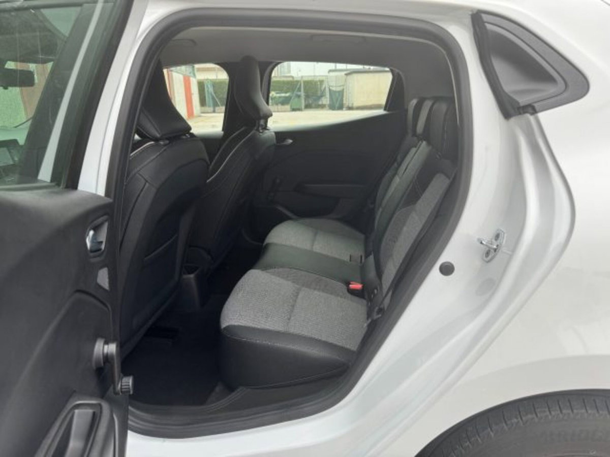 Renault Clio SCe 75 CV 5 porte Intens (7)
