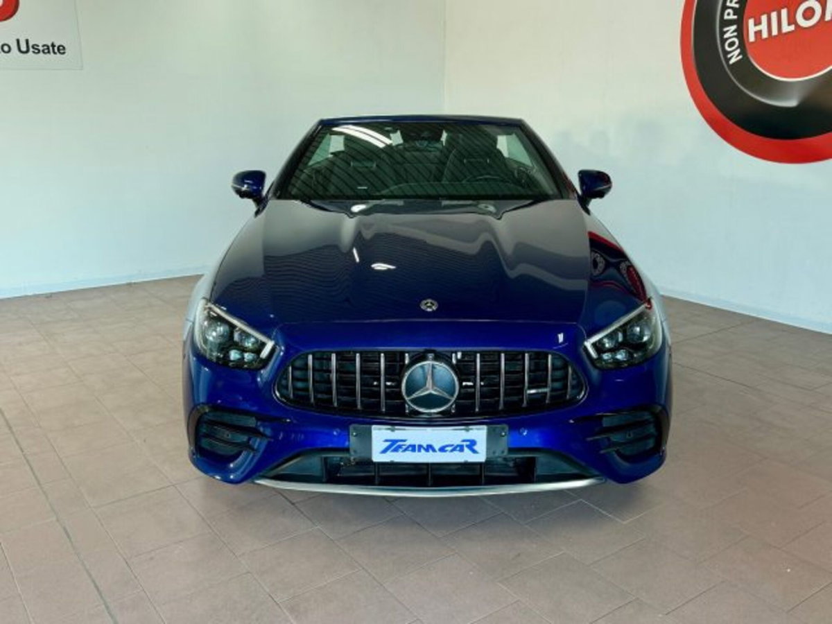 Mercedes-Benz Classe E Cabrio 53 4Matic+ EQ-Boost Cabrio AMG (2)