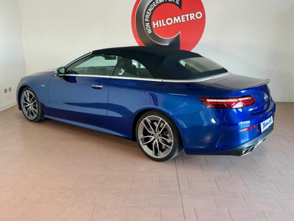 Mercedes-Benz Classe E Cabrio 53 4Matic+ EQ-Boost Cabrio AMG (3)