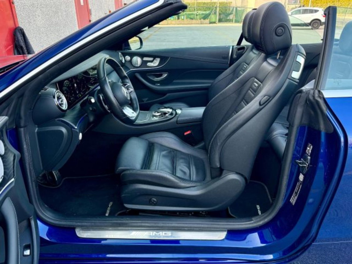 Mercedes-Benz Classe E Cabrio 53 4Matic+ EQ-Boost Cabrio AMG (9)