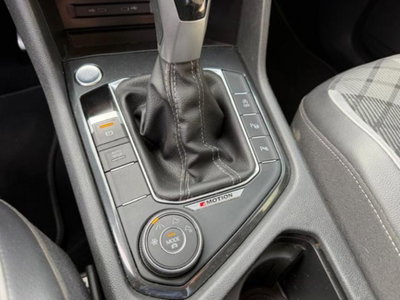 Volkswagen Tiguan 2.0 TDI 200 CV SCR DSG 4MOTION R-Line (10)