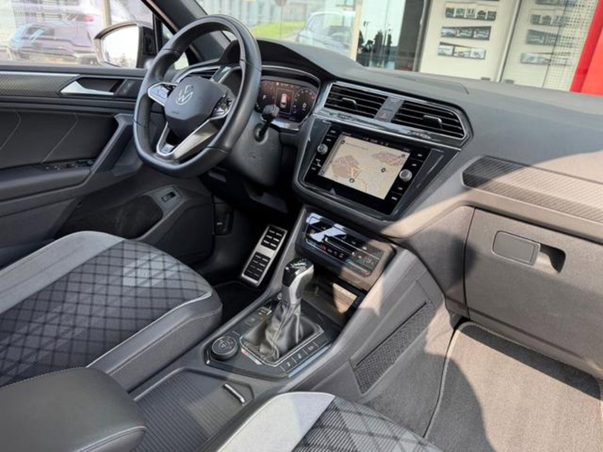 Volkswagen Tiguan 2.0 TDI 200 CV SCR DSG 4MOTION R-Line (8)