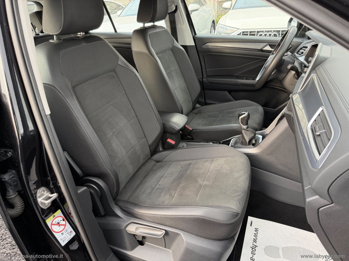 Volkswagen T-Roc 1.0 TSI Style (17)