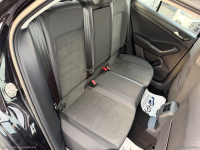 Volkswagen T-Roc 1.0 TSI Style (18)