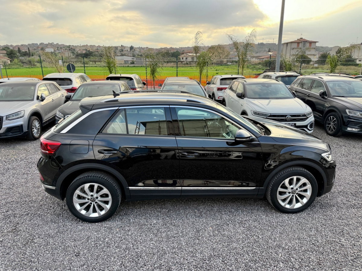 Volkswagen T-Roc 1.0 TSI Style (7)
