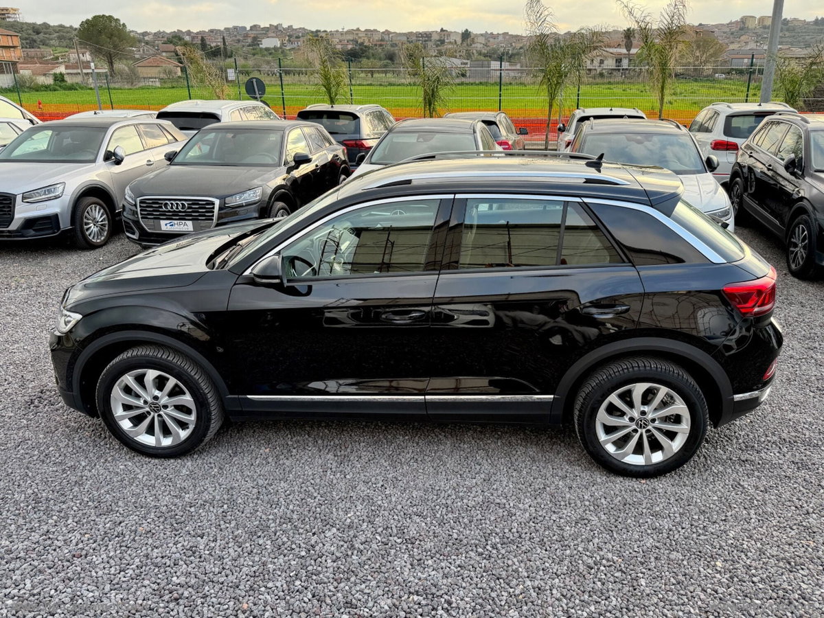 Volkswagen T-Roc 1.0 TSI Style (8)