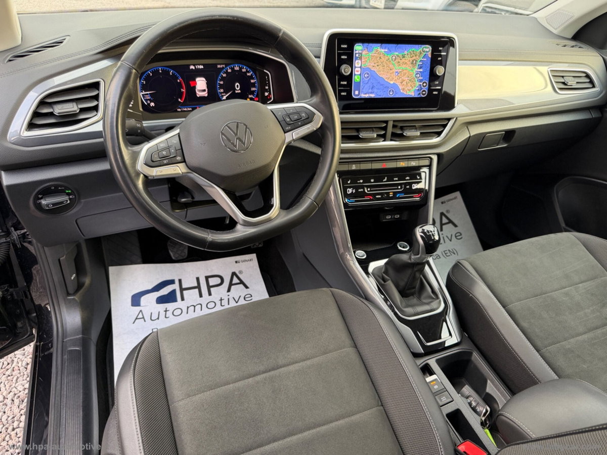 Volkswagen T-Roc 1.0 TSI Style (9)