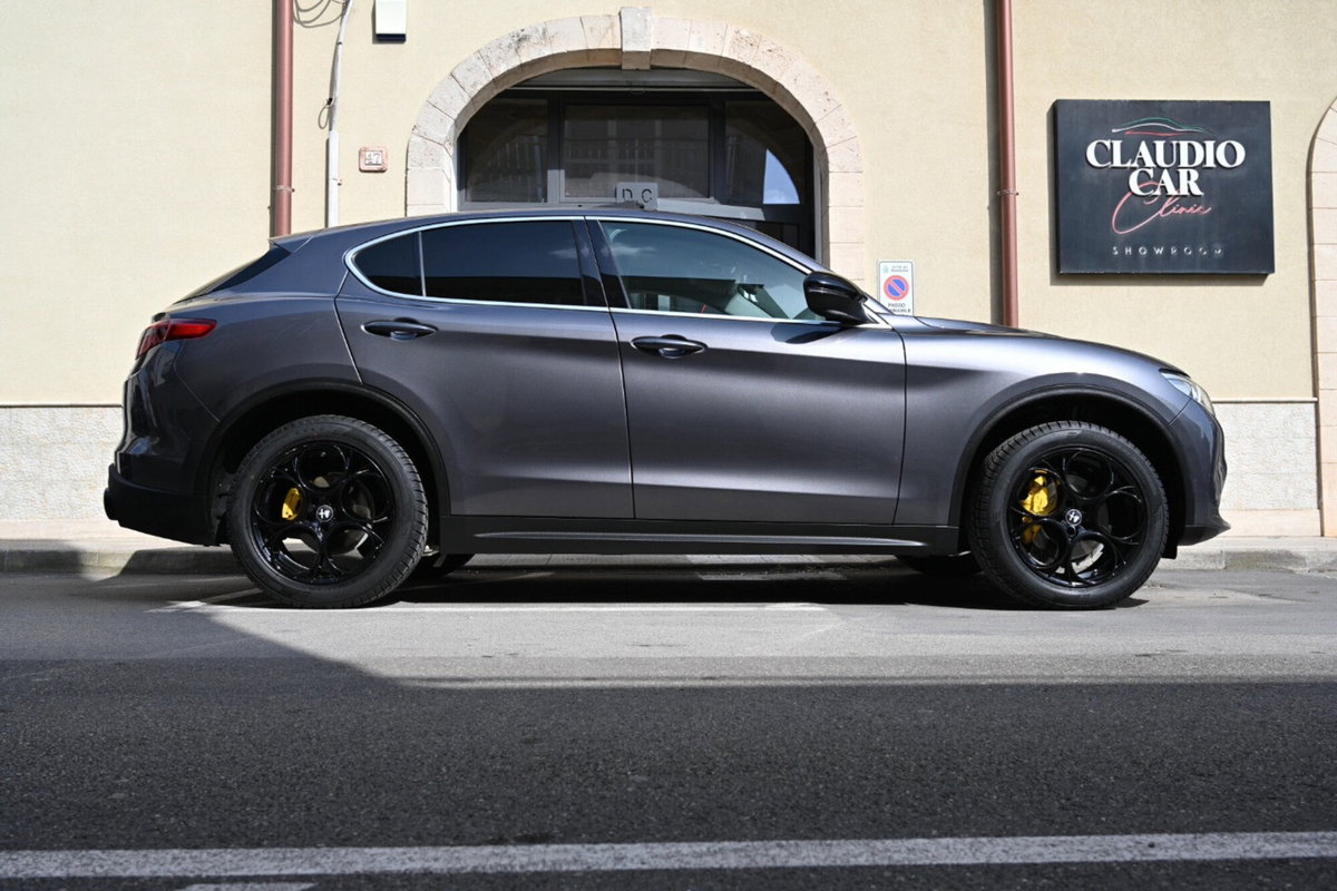 Alfa Romeo Stelvio Stelvio 2.2 Turbodiesel 210 CV AT8 Q4 Super (14)