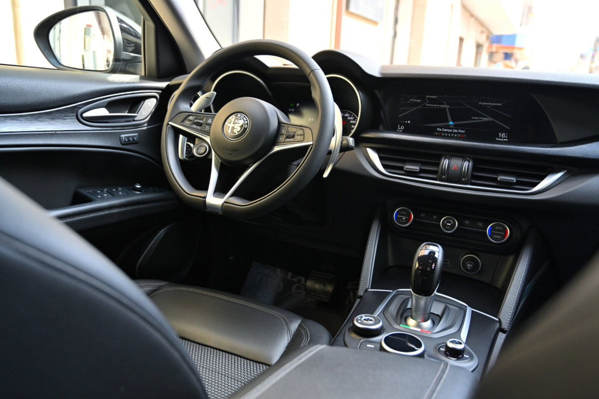 Alfa Romeo Stelvio Stelvio 2.2 Turbodiesel 210 CV AT8 Q4 Super (2)