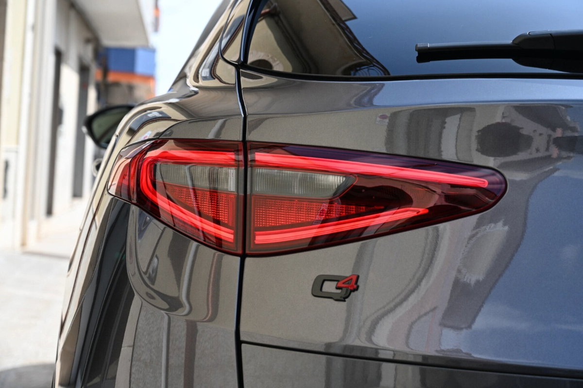 Alfa Romeo Stelvio Stelvio 2.2 Turbodiesel 210 CV AT8 Q4 Super (8)