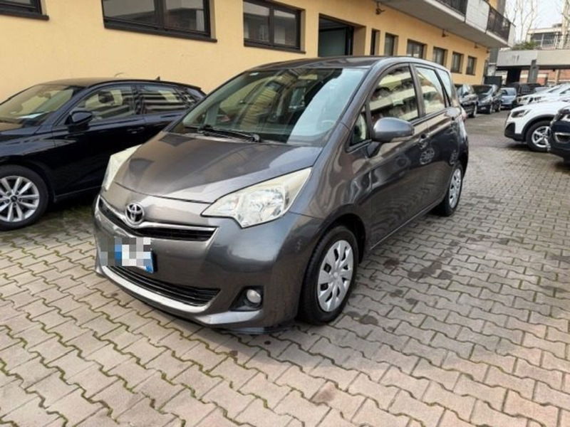 Toyota Verso-S 1.3 MT Active