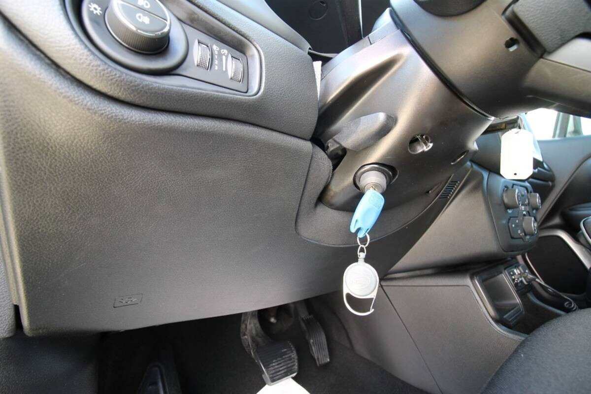 Jeep Renegade 1.6 Mjt DDCT 120 CV Limited (19)
