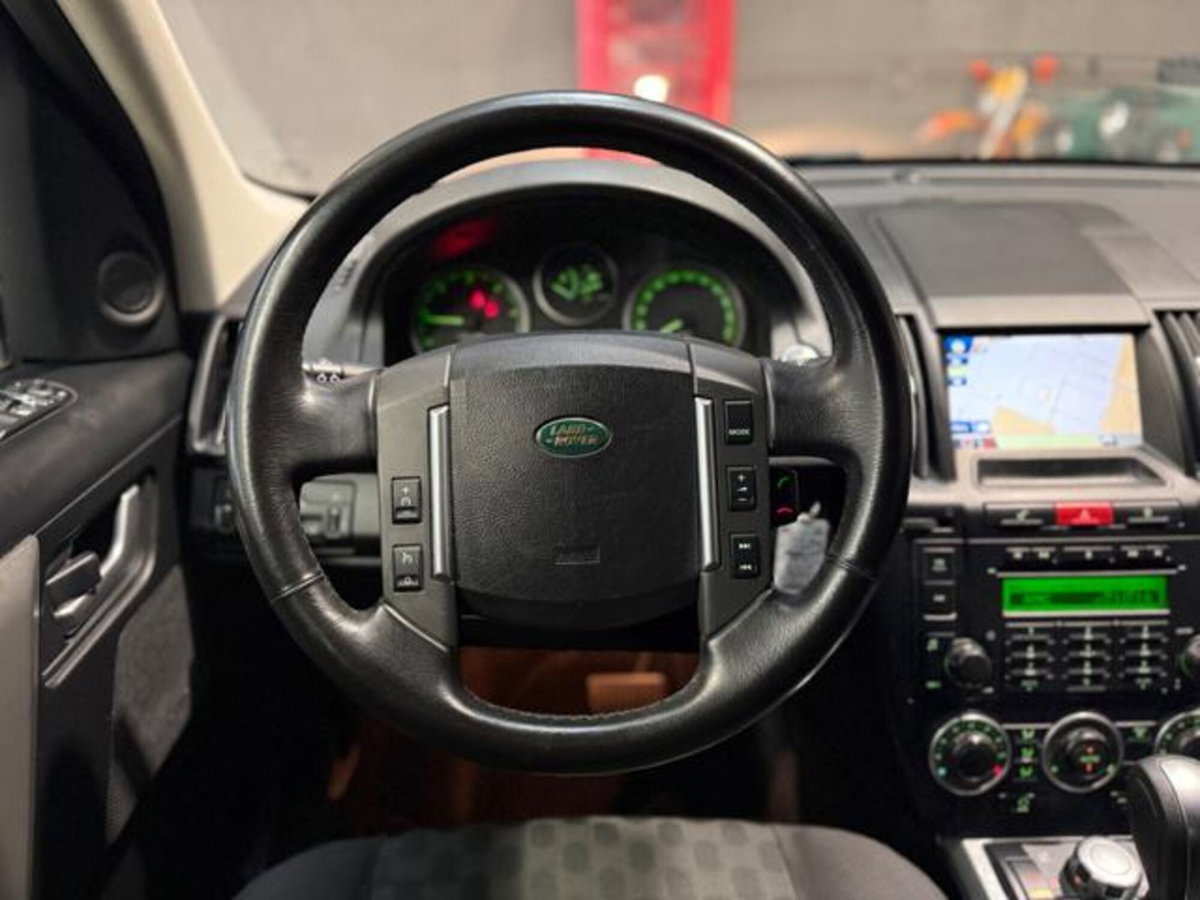 Land Rover Freelander 2.2 TD4 S.W. XS (11)