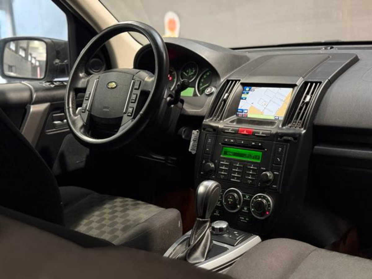 Land Rover Freelander 2.2 TD4 S.W. XS (14)