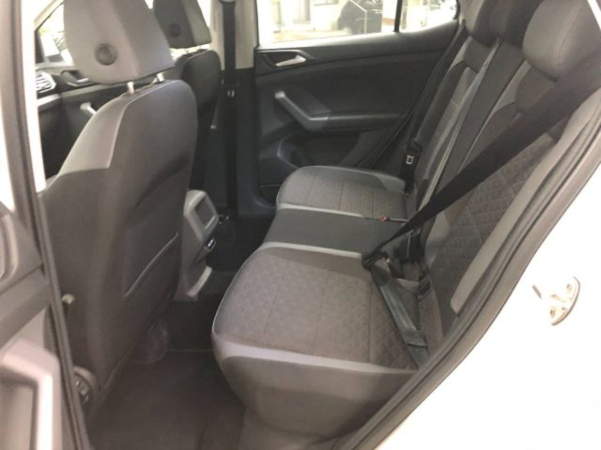 Volkswagen T-Cross 1.6 TDI DSG SCR Advanced BMT (11)