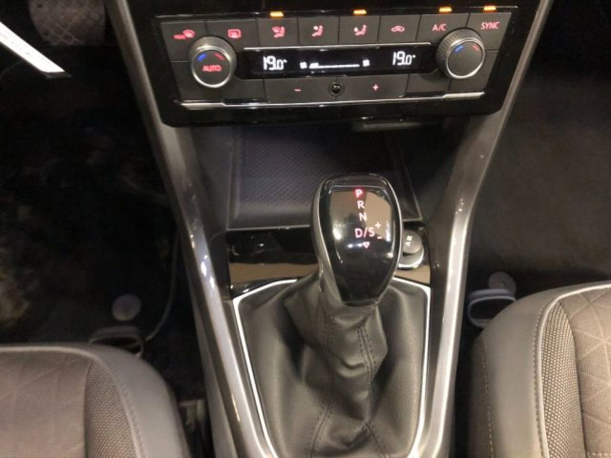 Volkswagen T-Cross 1.6 TDI DSG SCR Advanced BMT (15)